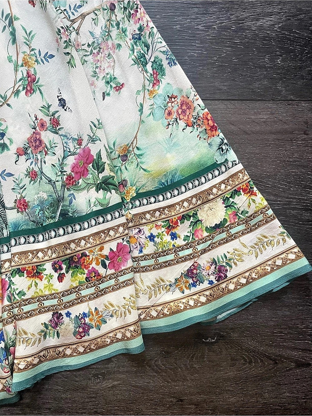 Camilla Pushing Daisies Floral Maxi Dress in White & Multicolor | Size M | NWT - Picture 7 of 12